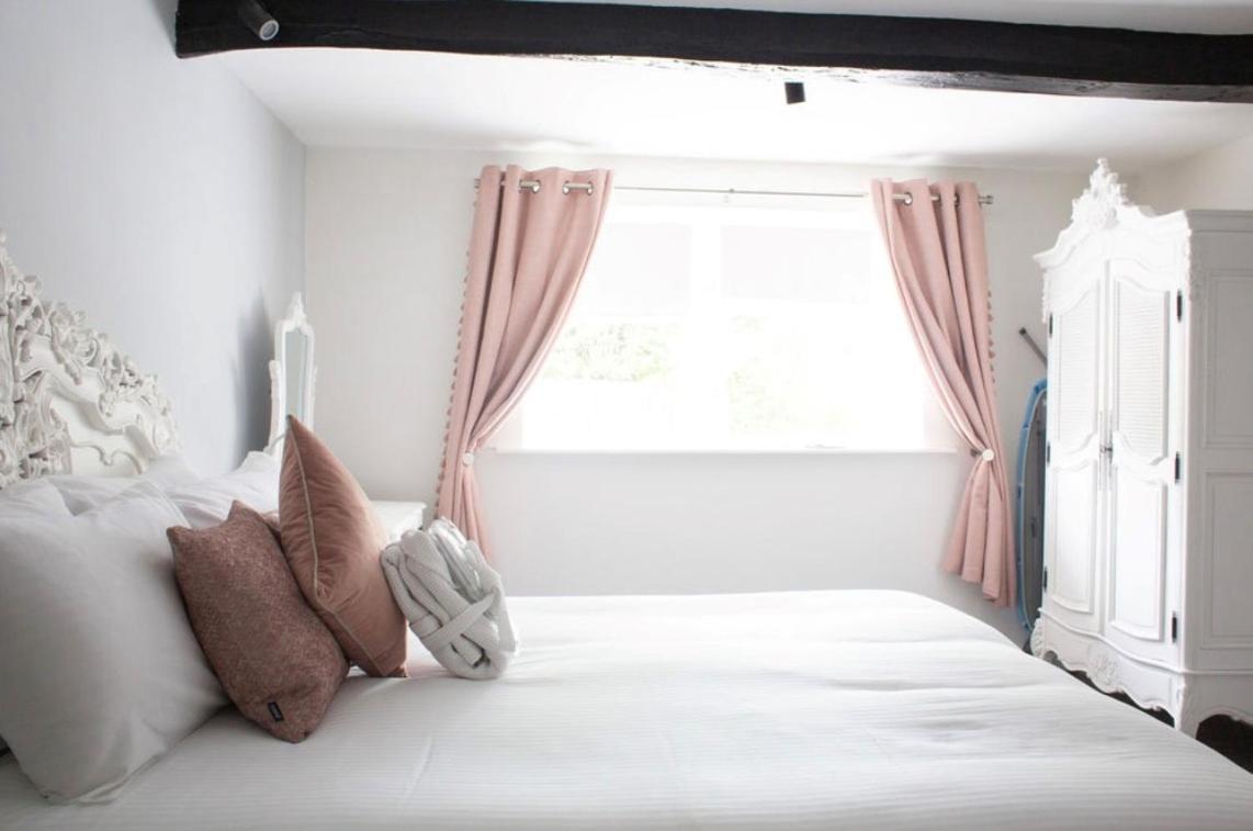 Bert'S Rooms At The Black Horse Inn Brighouse Exterior foto